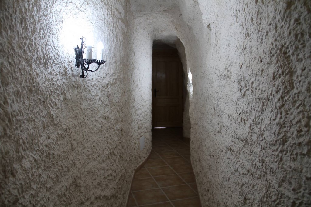 Cuevas Al Andalus - Alegria - Corridor
