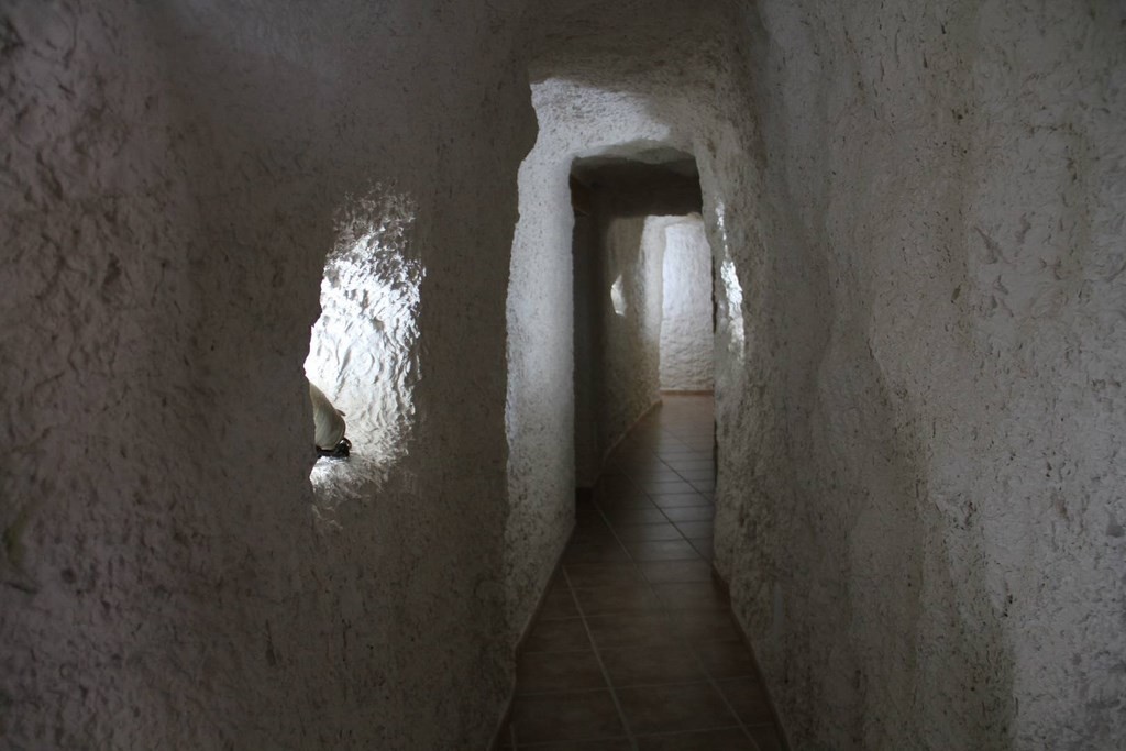 Cuevas Al Andalus - Alegria - Pasillo